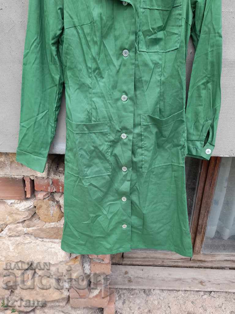 Auction Green working apron Auction Green working apron