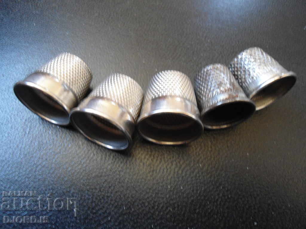Old metal thimbles, 5 pieces with price 5.00 BGN | € 2.56 Old metal thimbles, 5 pieces with price 5.00 BGN | € 2.56