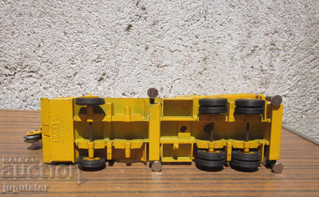 old German metal toy model truck crane NZG 1:50 - 5 old German metal toy model truck crane NZG 1:50 - 5