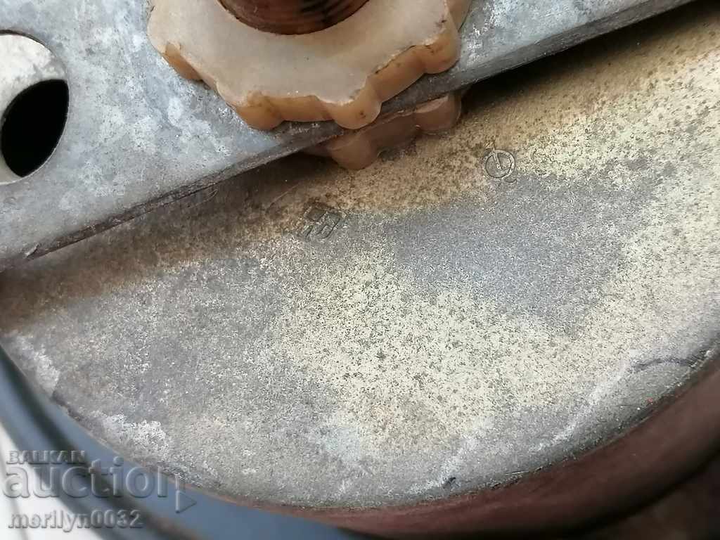 Mileage from an old Trabant car - 7