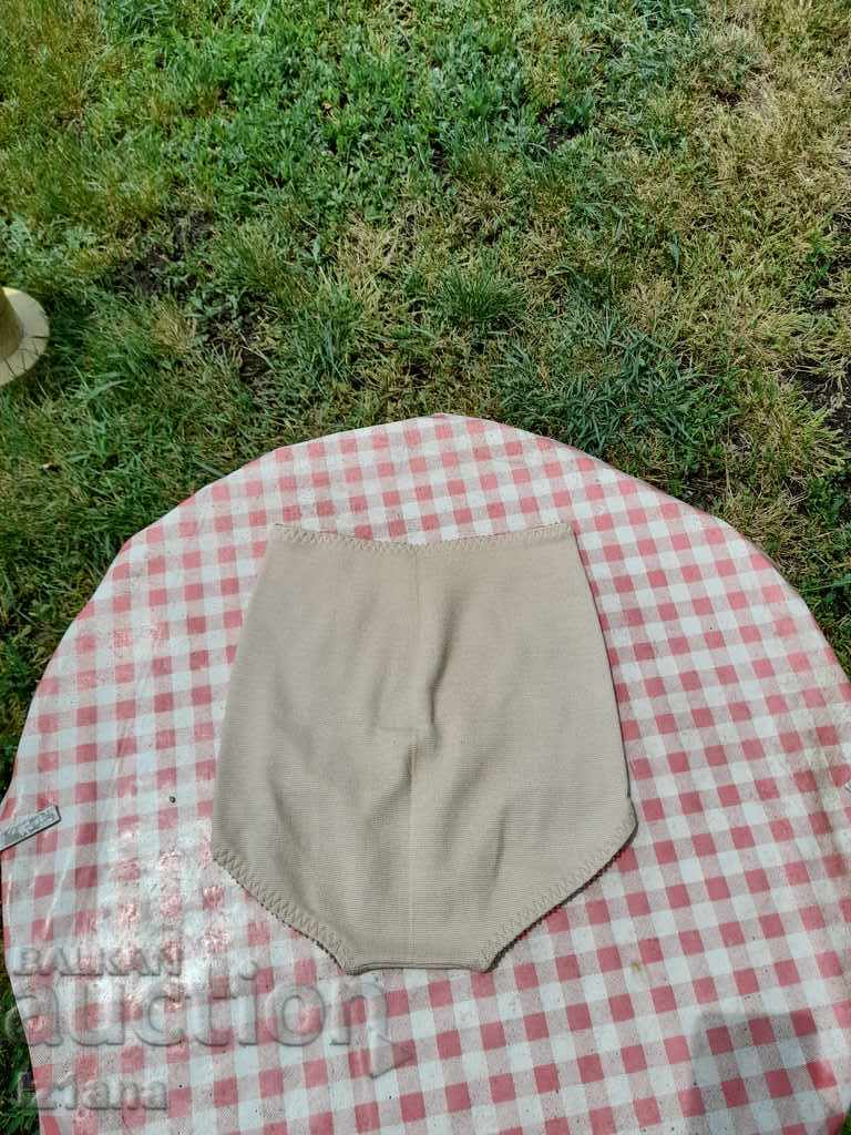 Стари Дамски ластични гащи - 5 Стари Дамски ластични гащи - 5