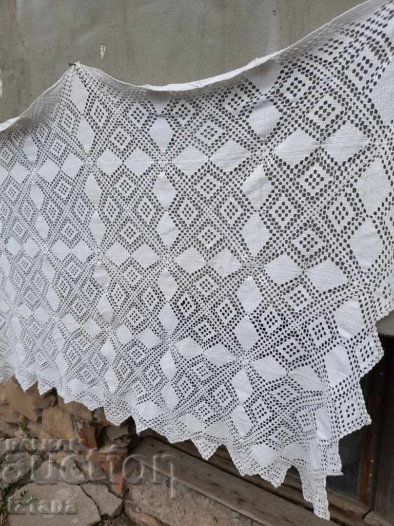 Delivery of Old knit bed cover Delivery of Old knit bed cover