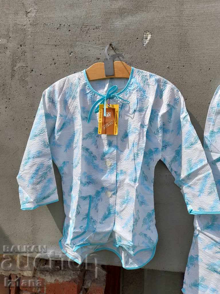 Auction Old children's pajamas Auction Old children's pajamas