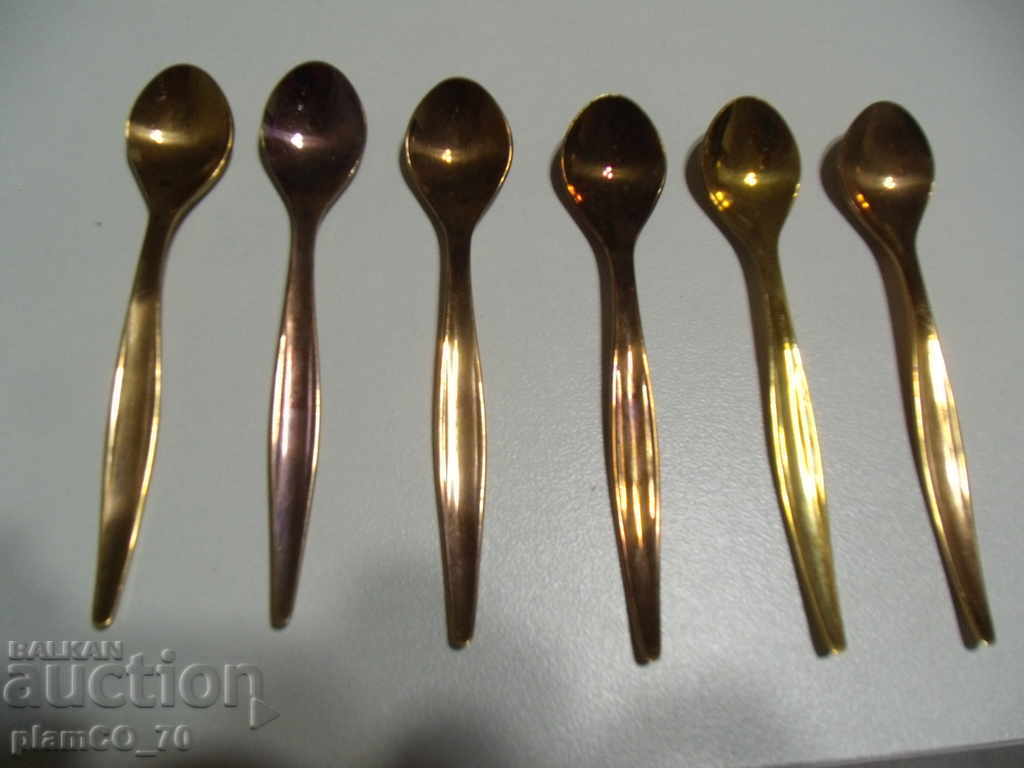 Licitație № * 5389 set de 6 linguri mici vechi - cu cutie Licitație № * 5389 set de 6 linguri mici vechi - cu cutie