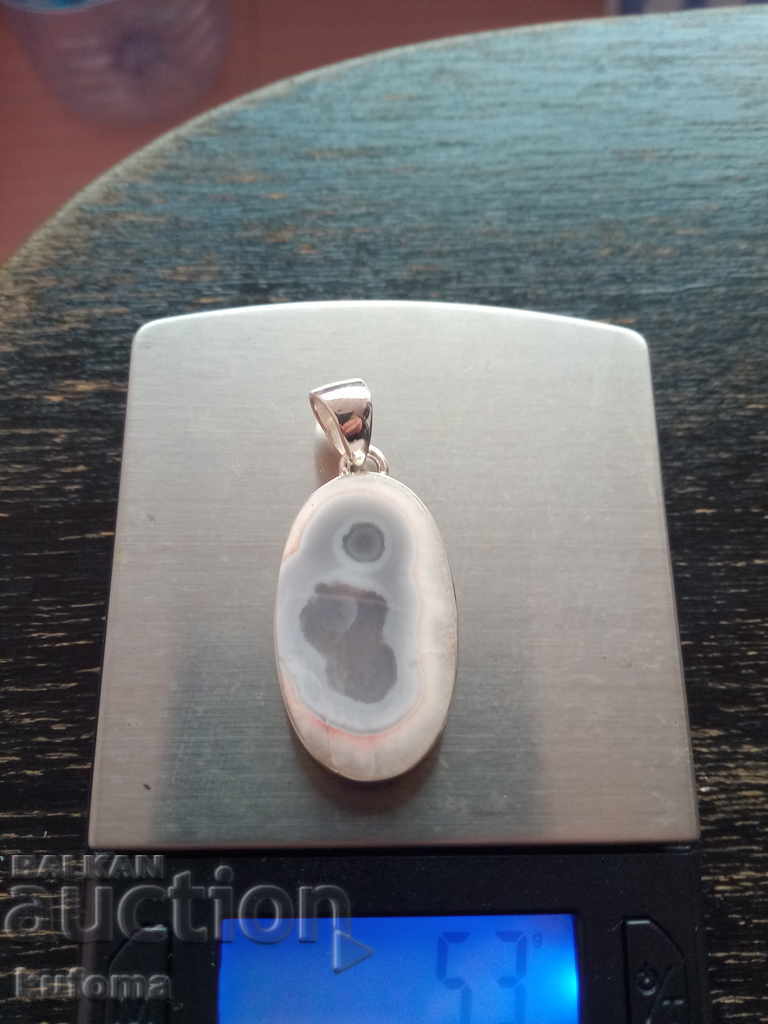 Silver pendant with natural stone with price 59.99 BGN | € 30.67 Silver pendant with natural stone with price 59.99 BGN | € 30.67