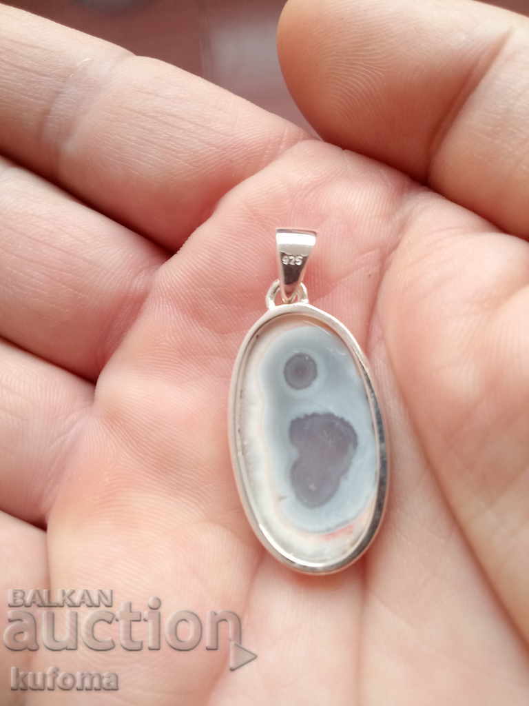 Auction Silver pendant with natural stone Auction Silver pendant with natural stone