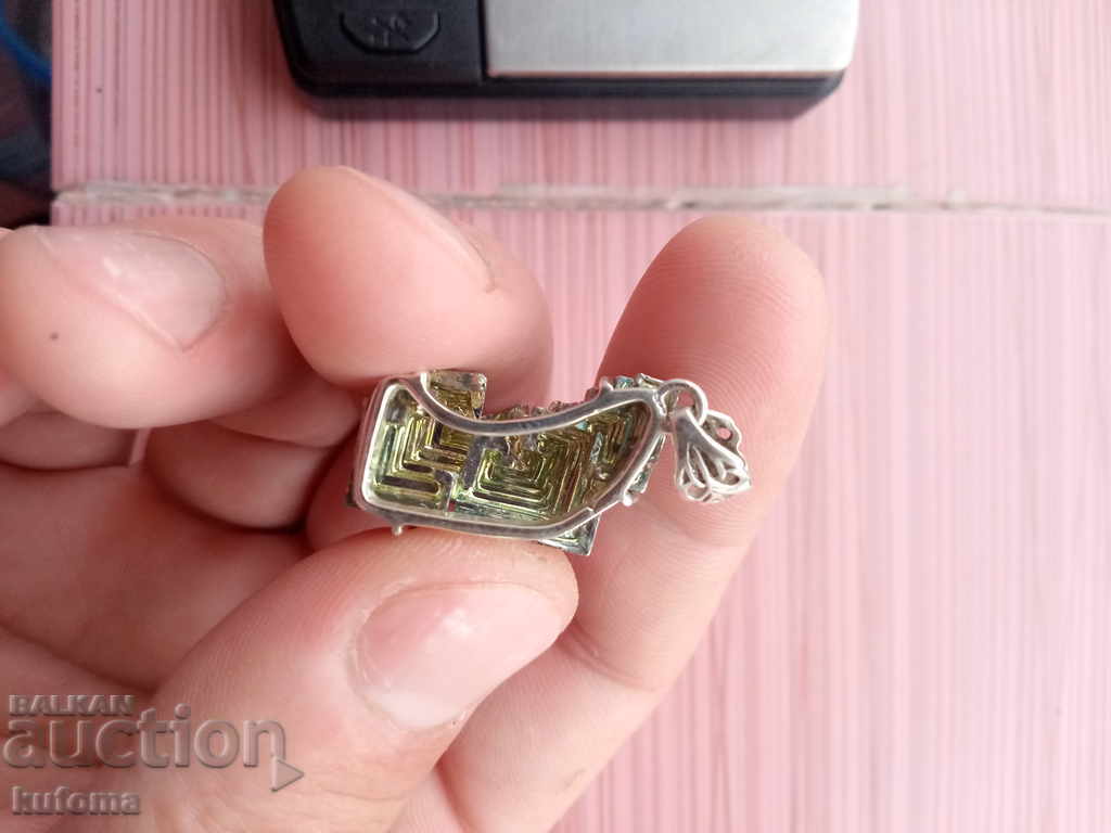 Livrarea Pandantiv din argint cu bismut Livrarea Pandantiv din argint cu bismut