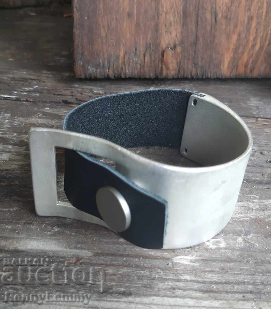 Great women's bracelet with price 15.00 BGN | € 7.67 Great women's bracelet with price 15.00 BGN | € 7.67