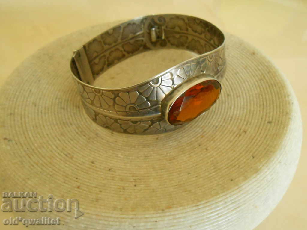 Unusual, old bracelet, motifs from nature with price 497.00 BGN | € 254.11 Unusual, old bracelet, motifs from nature with price 497.00 BGN | € 254.11