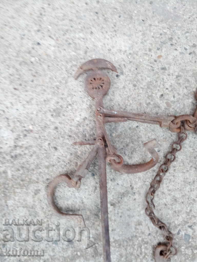 Old Turkish scales with price 39.99 BGN | € 20.45