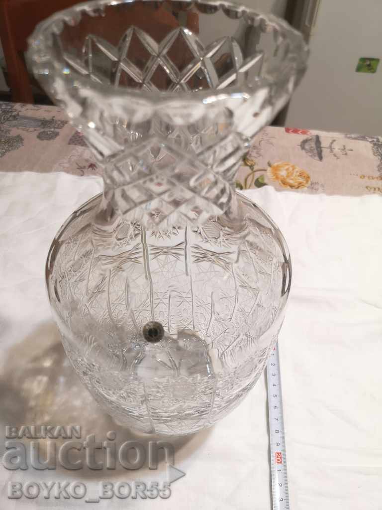 WONDERFUL ANCIENT LARGE CRYSTAL VASE with price 59.00 BGN | € 30.17 WONDERFUL ANCIENT LARGE CRYSTAL VASE with price 59.00 BGN | € 30.17