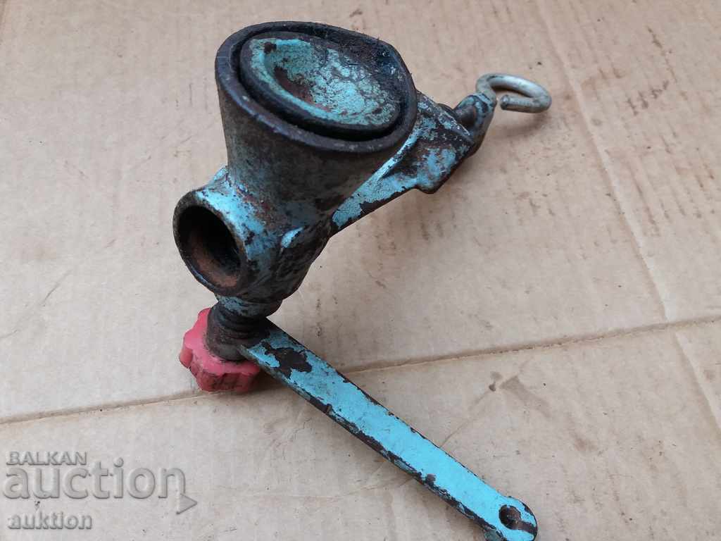 MAȘINĂ VECHIĂ DE PIPER NEGRU ÎN STARE EXCELENTĂ DE FUNCȚIONARE - 5