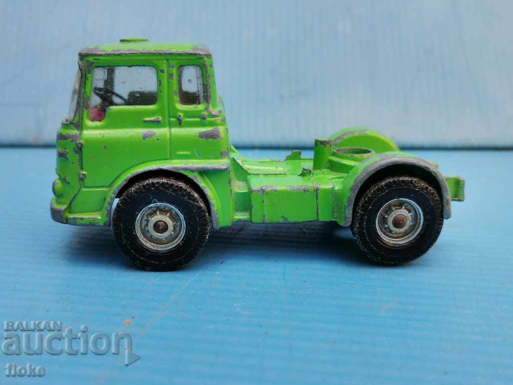 Metal truck with price 6.00 BGN | € 3.07
