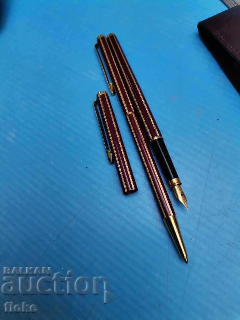 Pen and Pen with price 15.00 BGN | € 7.67 Pen and Pen with price 15.00 BGN | € 7.67