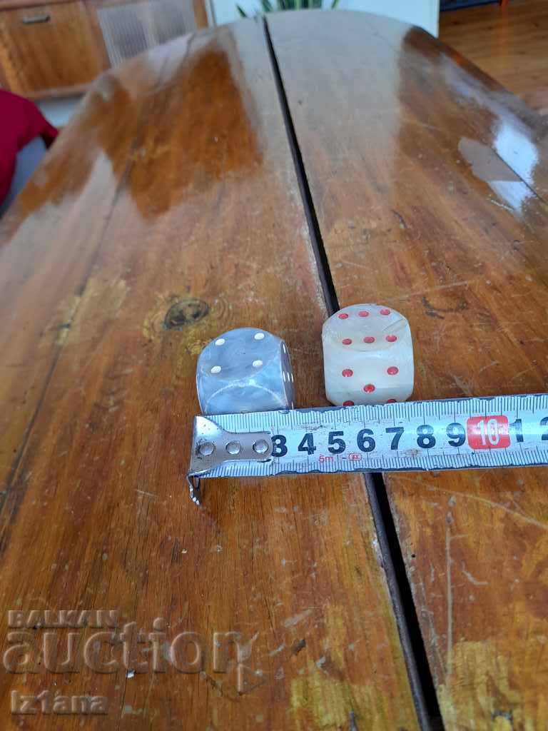 Old dice, dice - 5 Old dice, dice - 5