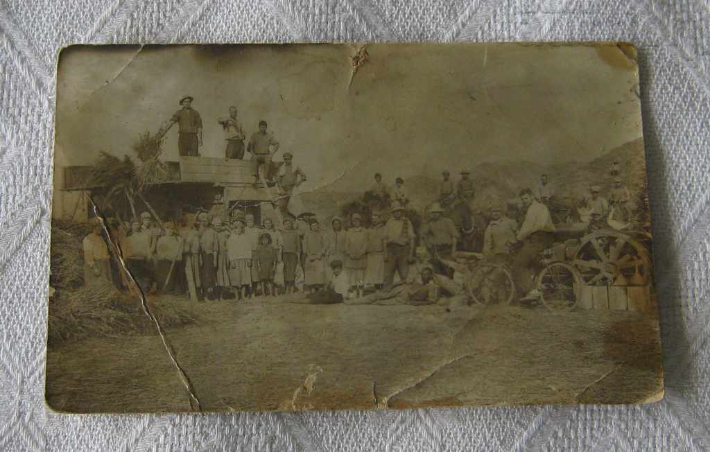 THRESHING MACHINE THRESHING 192.. PHOTO with price 10.00 BGN | € 5.11