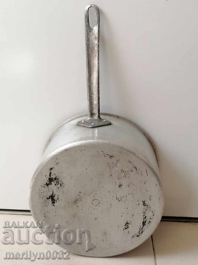 Aluminum Jewish frying pan World War II WW2 with price 54.00 BGN | € 27.61 Aluminum Jewish frying pan World War II WW2 with price 54.00 BGN | € 27.61
