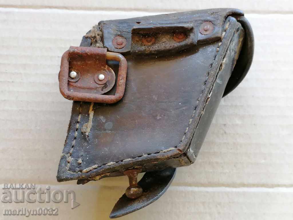 Leather munitions, M-95 gun with price 20.00 BGN | € 10.23 Leather munitions, M-95 gun with price 20.00 BGN | € 10.23