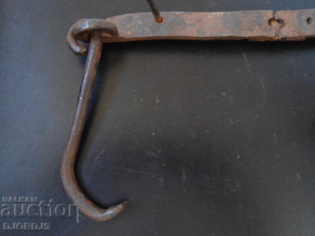 Old wrought iron with price 3.00 BGN | € 1.53 Old wrought iron with price 3.00 BGN | € 1.53