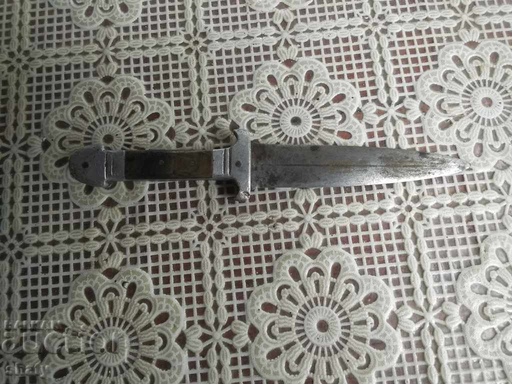 Παλιά στιλέτο bachelor - 7