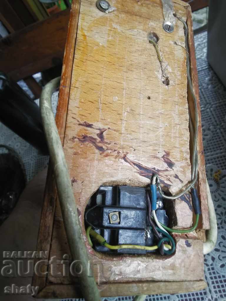 Auction An old lamp. Sculpture lamp Auction An old lamp. Sculpture lamp