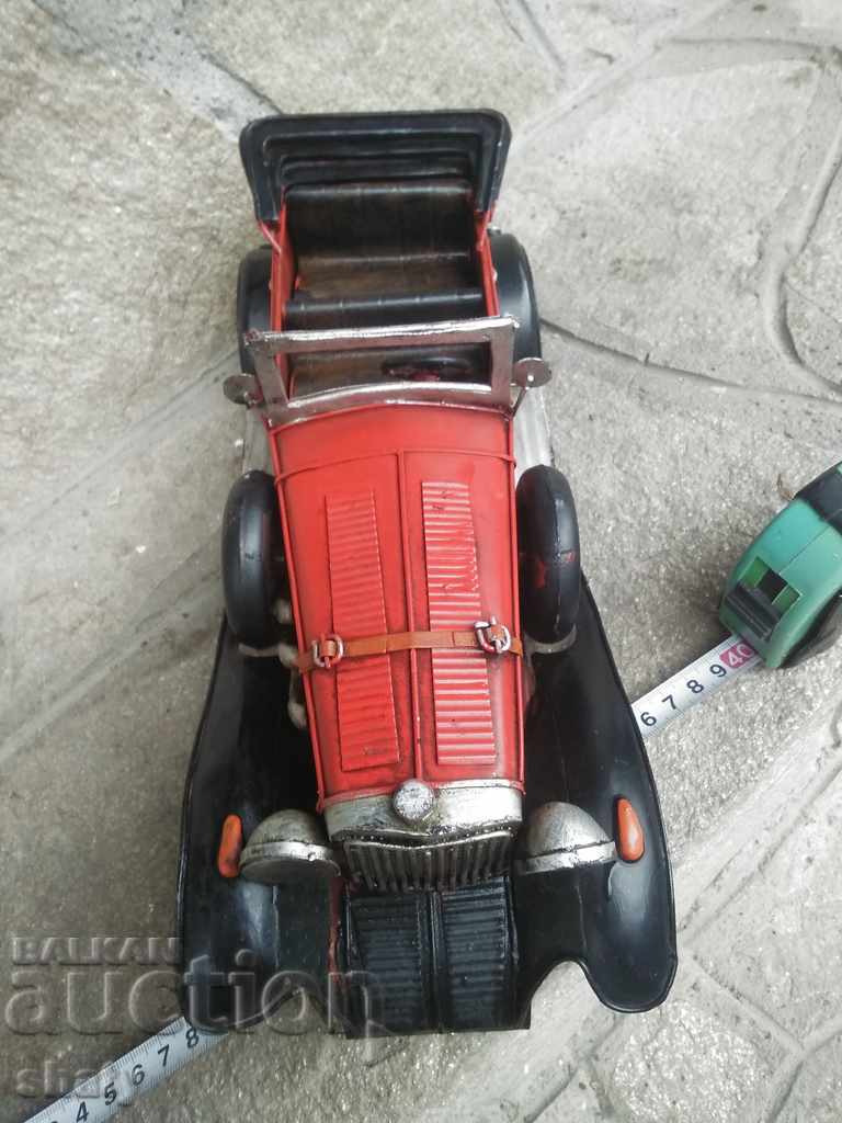 Delivery of Old metal stroller Delivery of Old metal stroller