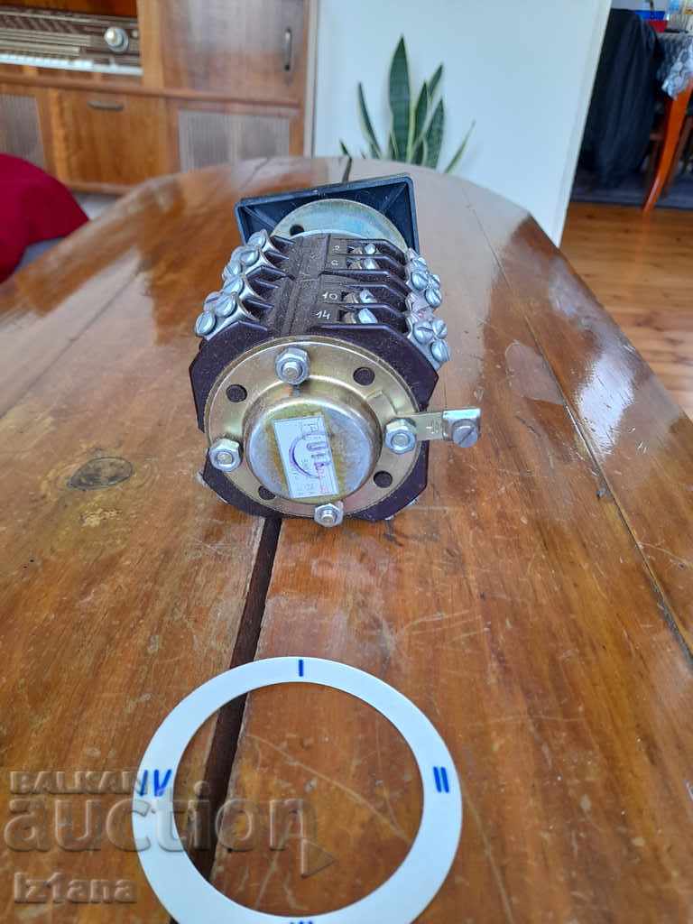 Delivery of Old switch, breadcrumbs Delivery of Old switch, breadcrumbs