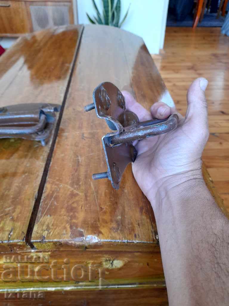 Auction  Old chest handles