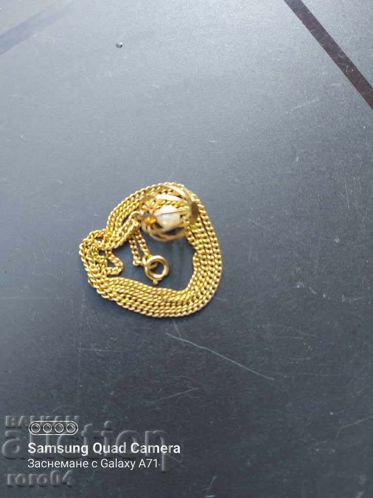 MEDALLION - CHAIN - GOLD with price 7.77 BGN | € 3.97 MEDALLION - CHAIN - GOLD with price 7.77 BGN | € 3.97