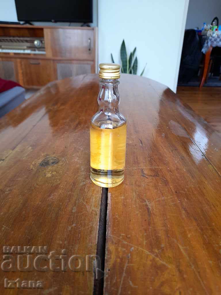 Παράδοση Παλιό μπουκάλι Trium Phator