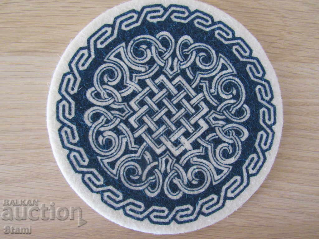 Комплект от 4 подложки за чаши от филц, Монголия - 6