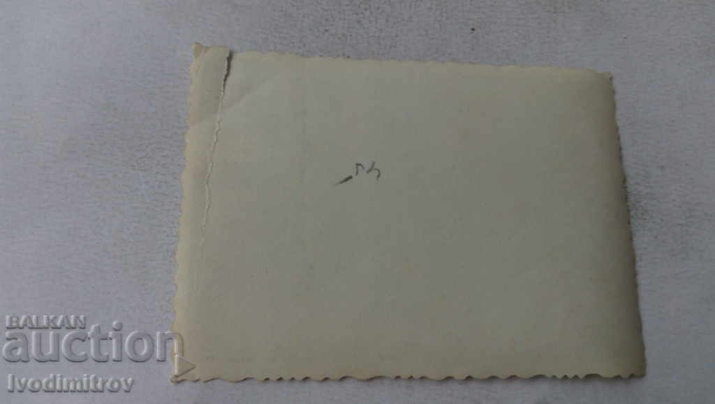 Photo Young man next to a retro truck with price 2.85 BGN | € 1.46 Photo Young man next to a retro truck with price 2.85 BGN | € 1.46