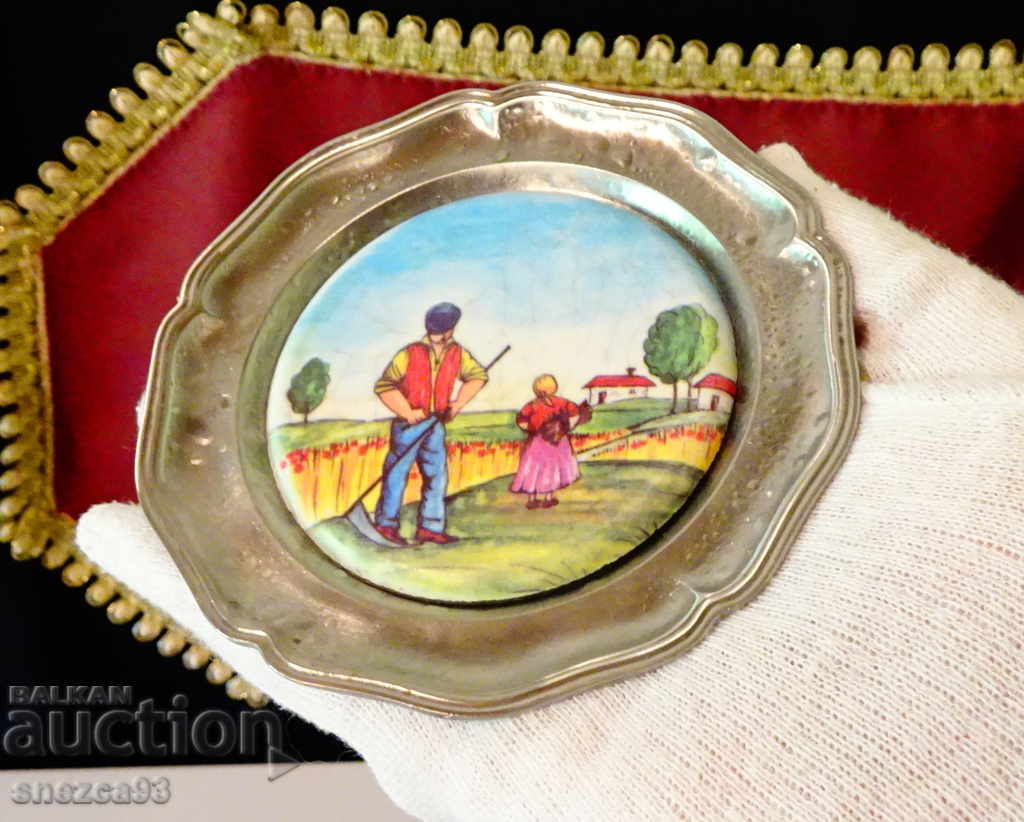 German bite plate with a picture of Haymaking.