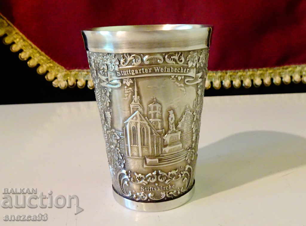 Калаена чаша за вино,Замък,Кон,Щутгарт. с цена 29.00 лв. | € 14.83 Калаена чаша за вино,Замък,Кон,Щутгарт. с цена 29.00 лв. | € 14.83