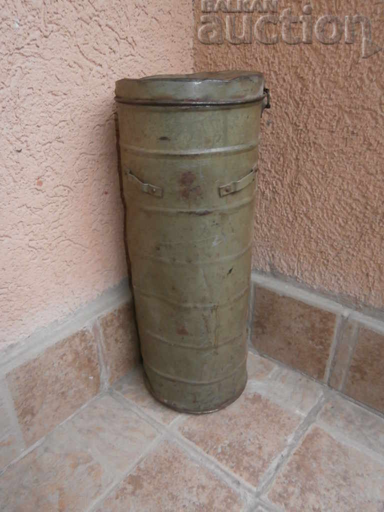 metal box of gas mask kingdom Bulgaria 30s with price 55.00 BGN | € 28.12 metal box of gas mask kingdom Bulgaria 30s with price 55.00 BGN | € 28.12