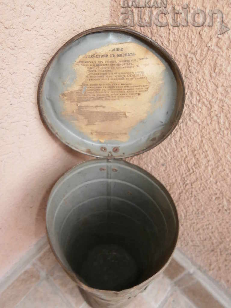 Delivery of metal box of gas mask kingdom Bulgaria 30s Delivery of metal box of gas mask kingdom Bulgaria 30s