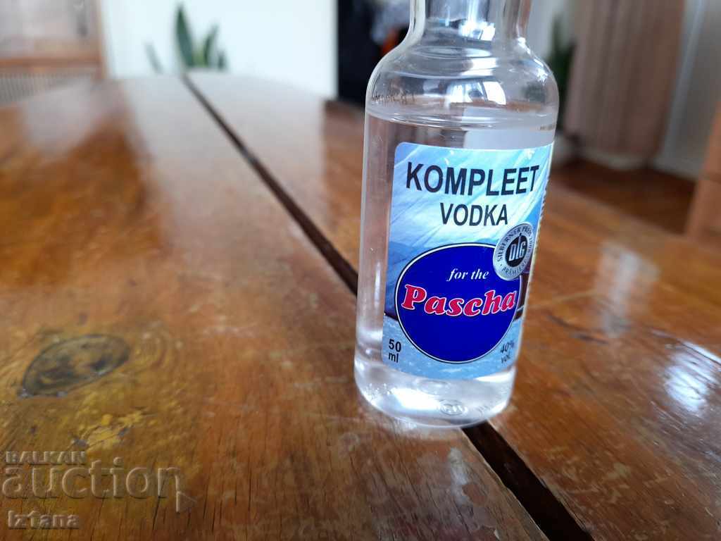 Old Pascha bottle with price 15.00 BGN | € 7.67 Old Pascha bottle with price 15.00 BGN | € 7.67