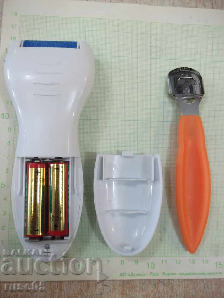 Electric file and grater for cleaning heels working - 7 Electric file and grater for cleaning heels working - 7