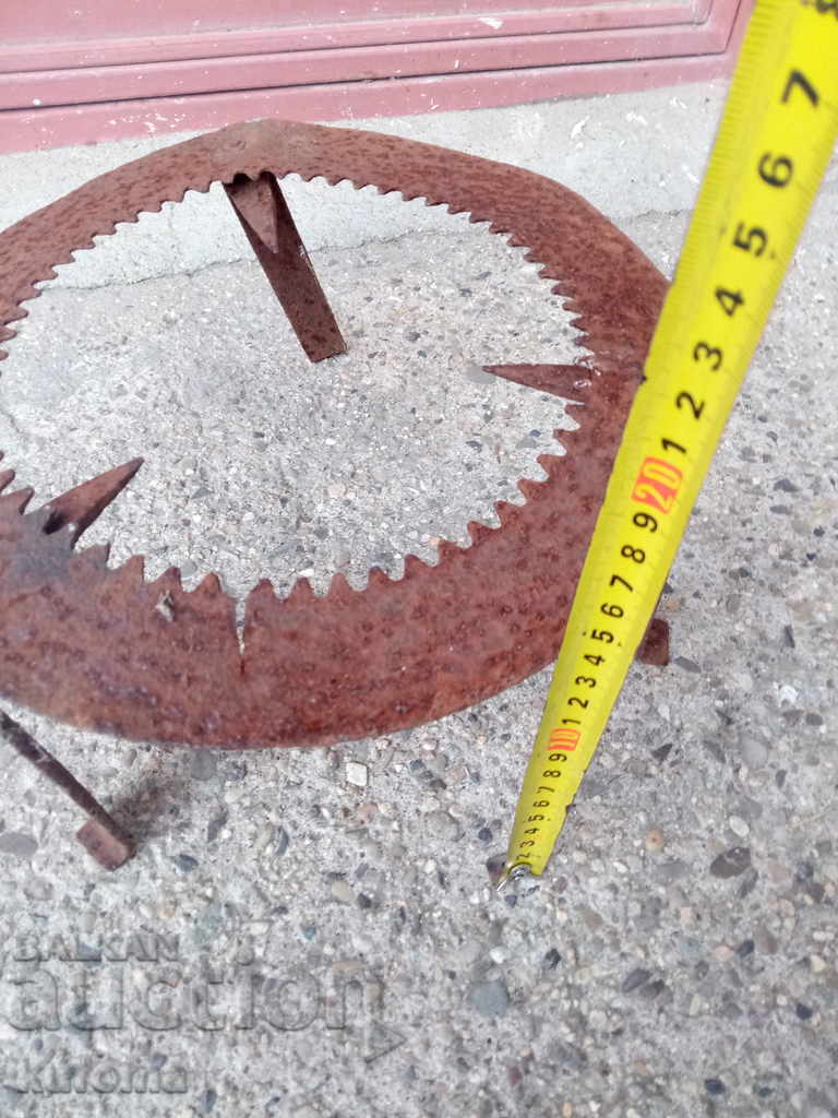 Auction  An old little firecracker