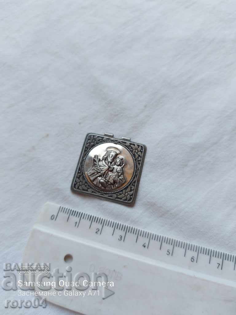 Auction HARDWARE - COVER Auction HARDWARE - COVER