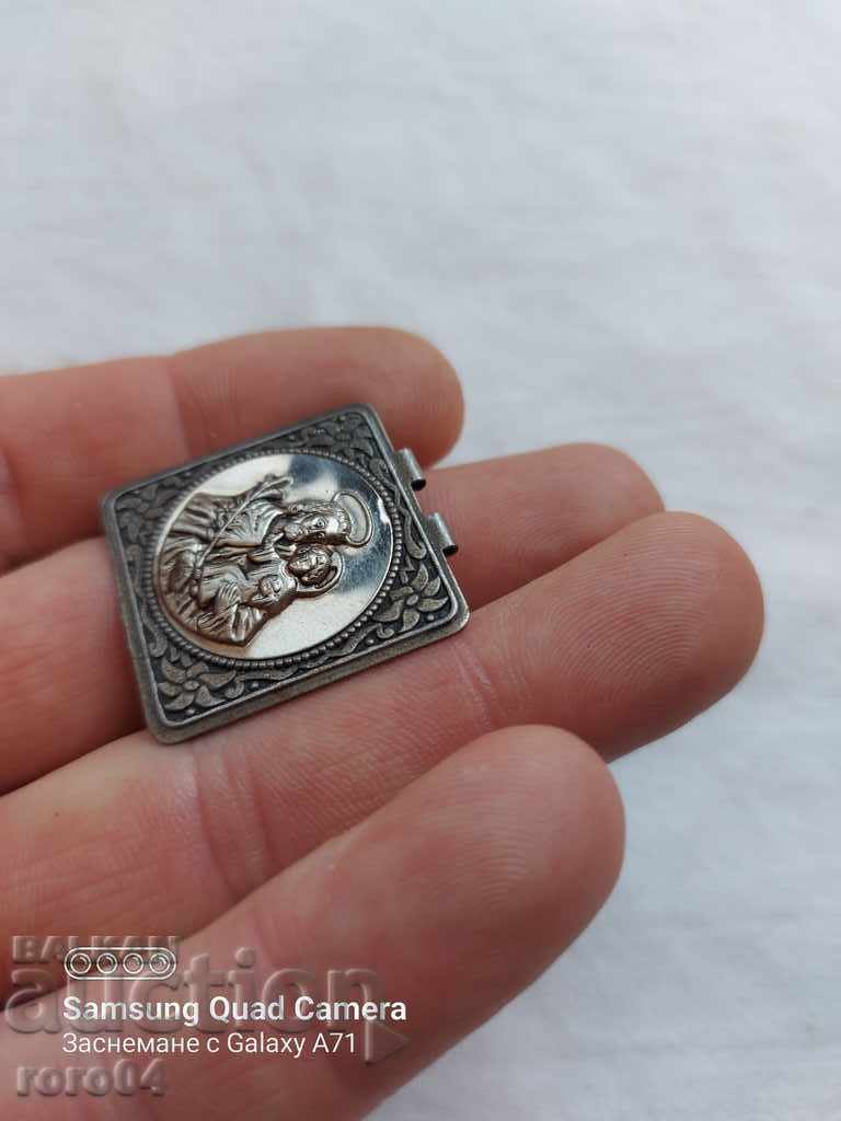 HARDWARE - COVER - 6 HARDWARE - COVER - 6