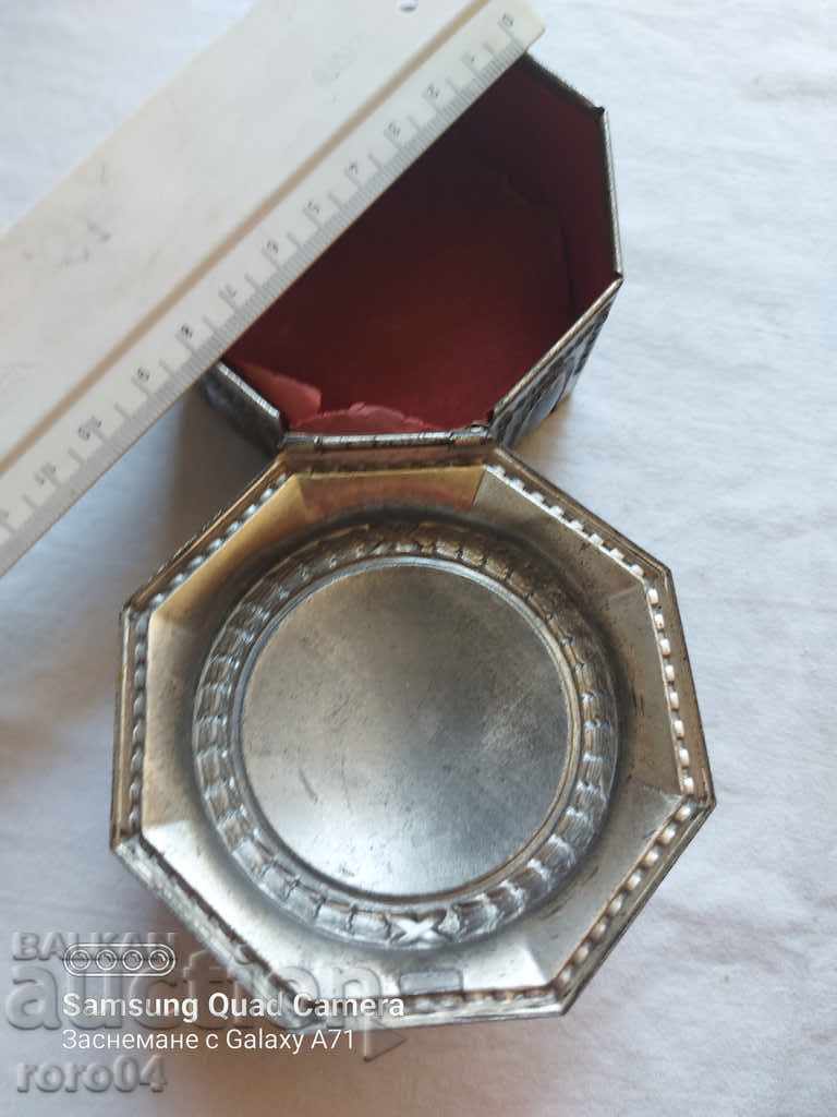 BOX - JEWELERY - OLD - SHEET METAL - 6 BOX - JEWELERY - OLD - SHEET METAL - 6