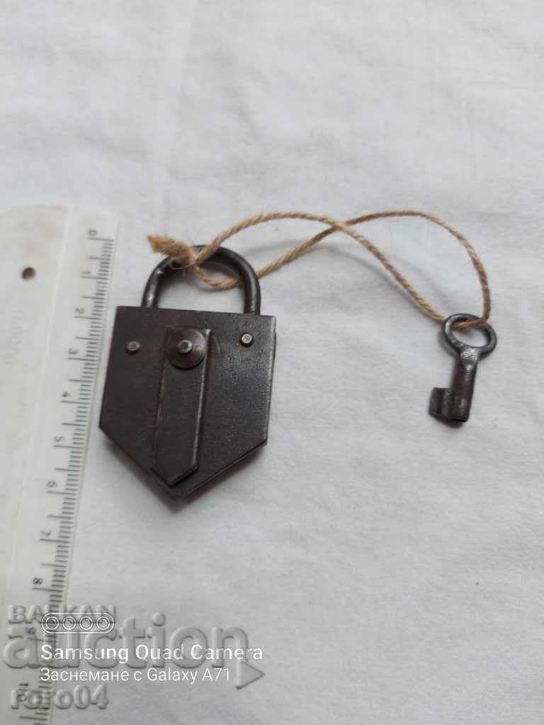 КАТИНАР с цена 17.27 лв. | € 8.83