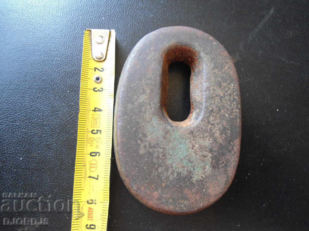 Delivery of Old weight, mace, markings Delivery of Old weight, mace, markings