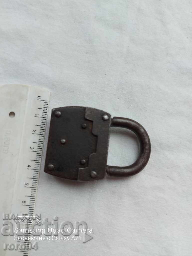 lacăt - 6 lacăt - 6