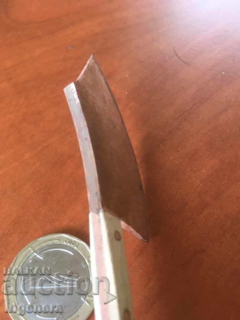 CUTTER FORJAT MIERE CUPRIU LEMN MINI SOUVENIR FĂRĂ MÂNĂ - 5 CUTTER FORJAT MIERE CUPRIU LEMN MINI SOUVENIR FĂRĂ MÂNĂ - 5