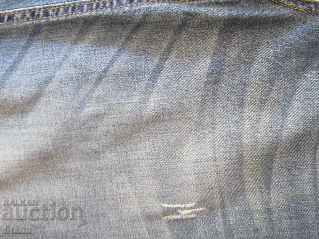 Liu Jo-7/8 women's denim pants with price 12.00 BGN | € 6.14 Liu Jo-7/8 women's denim pants with price 12.00 BGN | € 6.14