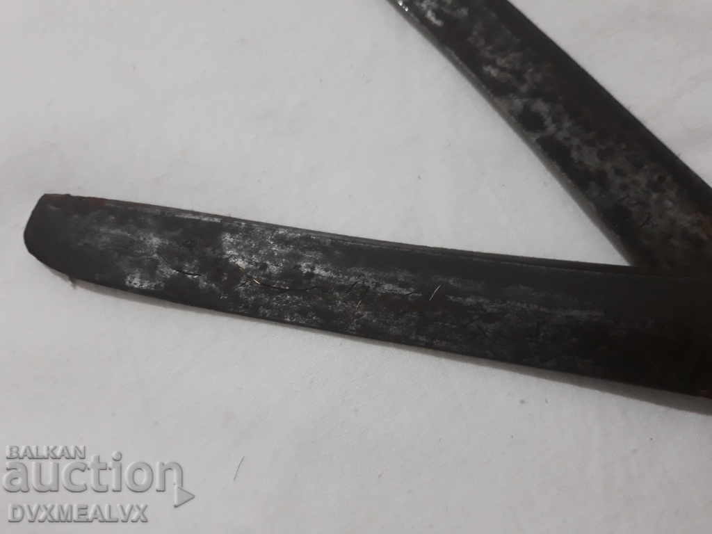 Auction Abadji scissors with stuffing and inlays Auction Abadji scissors with stuffing and inlays