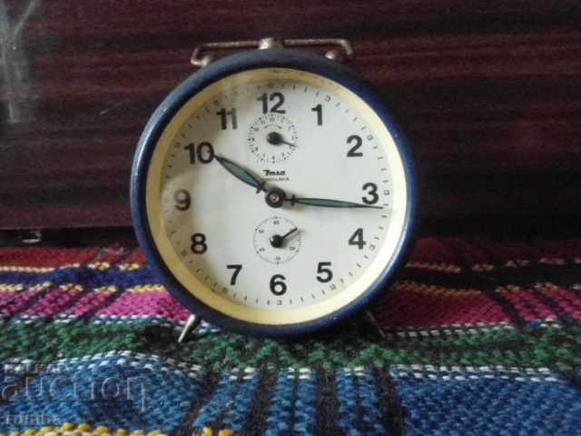 Old alarm clock with price 25.00 BGN | € 12.78 Old alarm clock with price 25.00 BGN | € 12.78