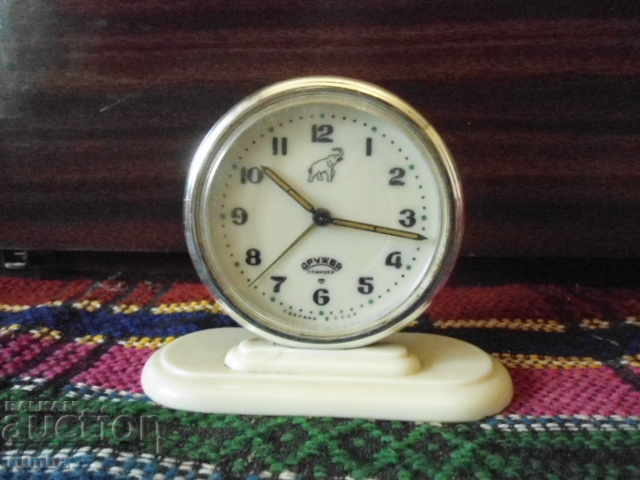 Φιλία - ένας ελέφαντας με τιμή 40.00 BGN | € 20.45 Φιλία - ένας ελέφαντας με τιμή 40.00 BGN | € 20.45